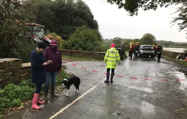 Road closed in Somerset