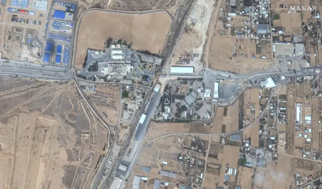 Aerial view of Rafah crossing from Gaza to Egypt