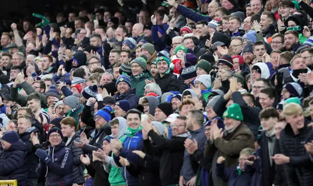 fans celebrate