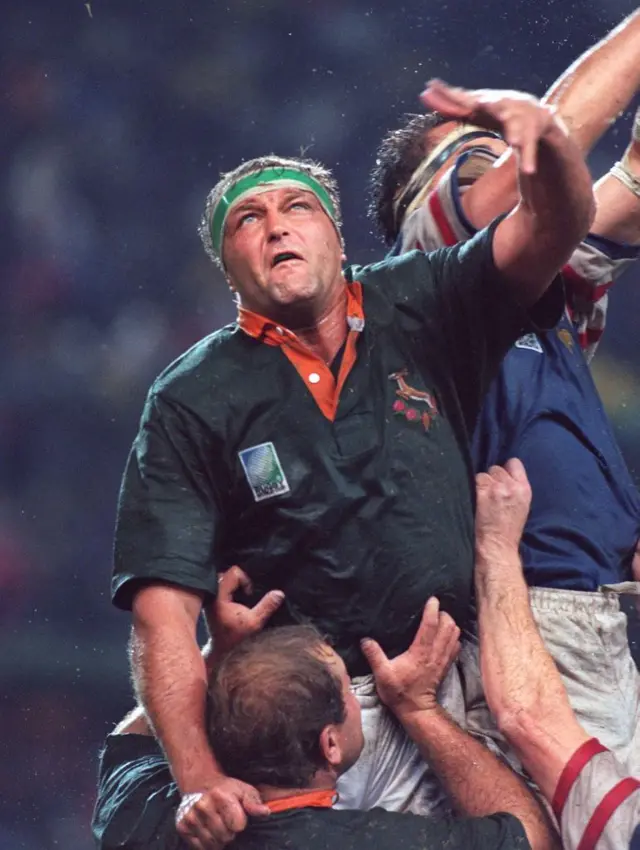 17/6/1995 Durban Rugby World Cup, South Africa v France, Hannes Strydom of South Africa competes in the line out