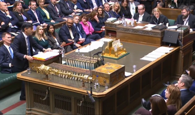 RIshi Sunak at the despatch box in the House of Commons