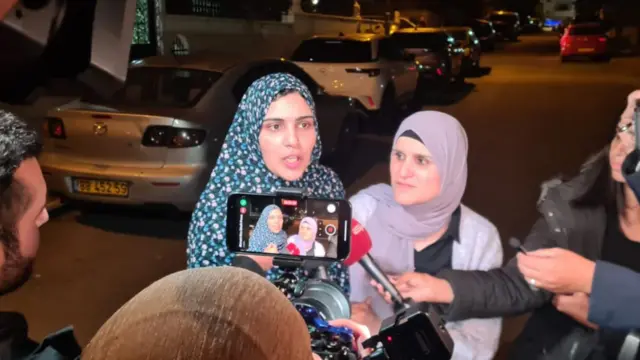 Palestinian detainee who has just been released Marah Bakeer recently arrived at her mother’s house in Beit Hanina in Jerusalem