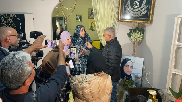 Palestinian detainee who has just been released Marah Bakeer recently arrived at her mother’s house in Beit Hanina in Jerusalem