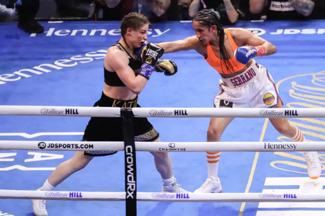 Katie Taylor (left) and Amanda Serrano (right)