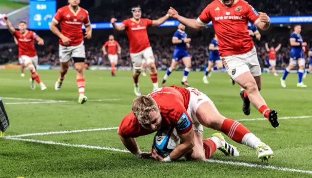 Munster's Craig Casey scores the game's opening try