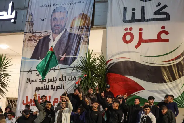 Palestinians await release of prisoners in Ramallah in the West Bank