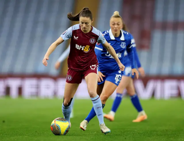 Danielle Turner of Aston Villa on the ball.