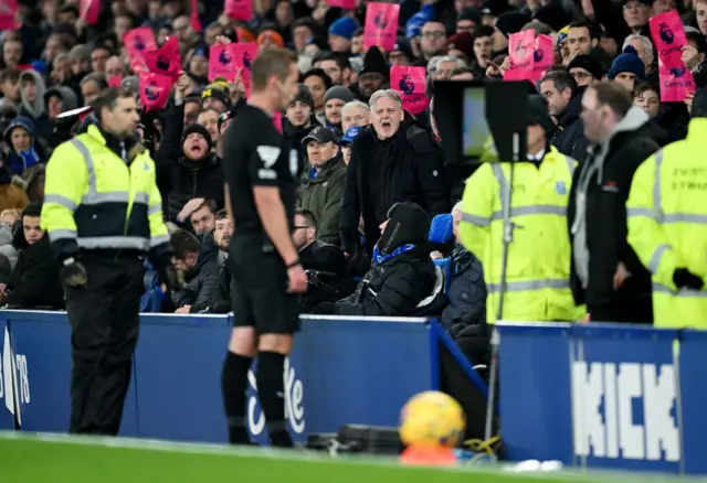 VAR awards Man Utd a penalty