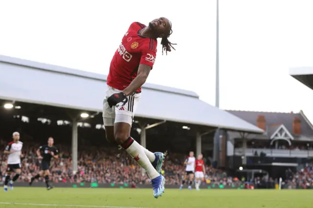 Aaron Wan-Bissaka heads away