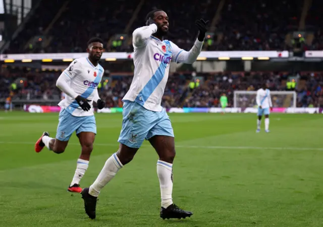 Jeffrey Schlupp celebrates