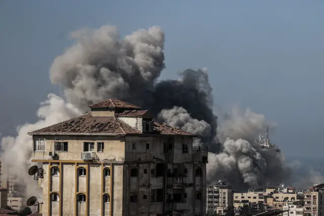 Smoke rises after an Israeli attack as the attacks continue on the 29th day in Gaza City