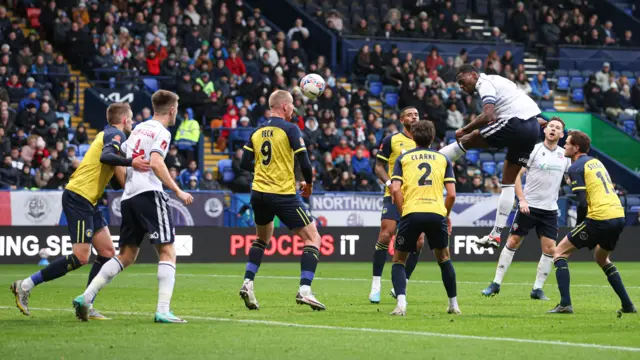 Ricardo Santos scores for Bolton