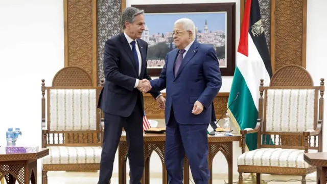 Top US diplomat Antony Blinken shakes hands with Palestinian President Mahmoud Abbas