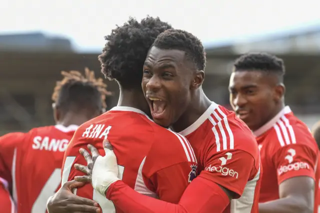 Moussa Niakhate of Nottingham Forest celebrates after Ola Aina