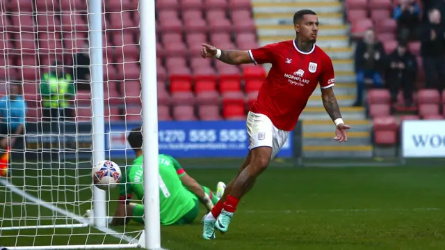 Courtney Baker-Richardson scores for Crewe