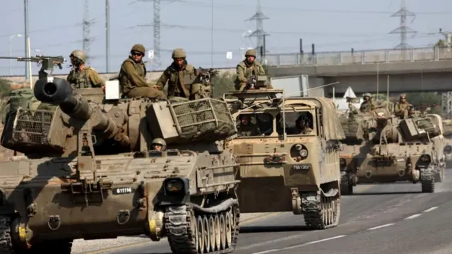 An Israeli artillery unit moves toward the border with the Gaza Strip, southern Israel, 03 November 2023.