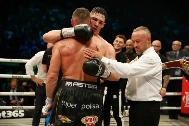 Chris Billam-Smith hugs Mateusz Masternak