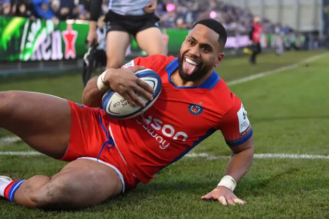 Joe Cokanasiga of Bath Rugby