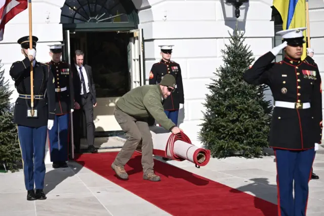 White House staff rolling out the red carpet for Zelensky's visit in 2022