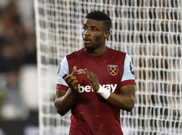 West Ham United's Mohammed Kudus applauds fans