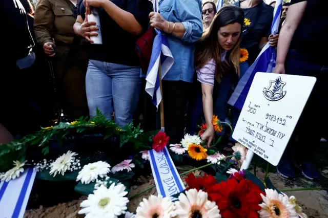 Grave of fallen IDF soldier Sergeant Oz Shmuel Aradi