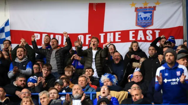 Ipswich Town fans sing