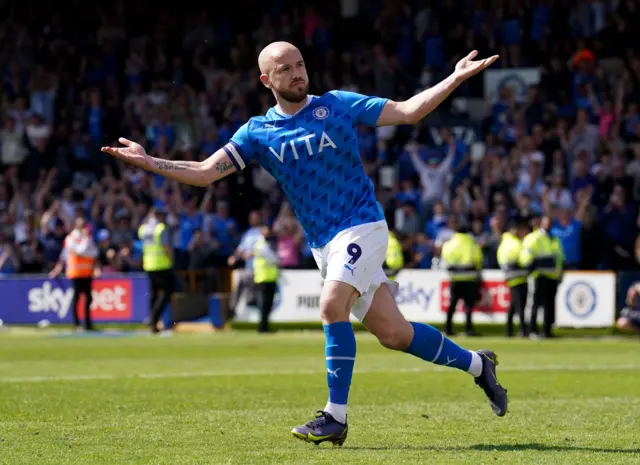 Paddy Madden scores for Stockport