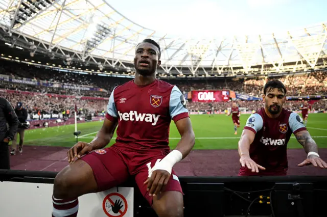 Mohammed Kudus of West Ham United celebrates