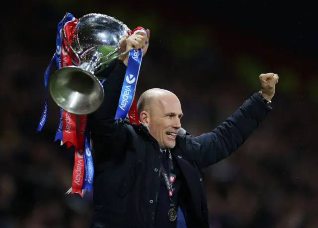 Rangers manager Philippe Clement with the League Cup