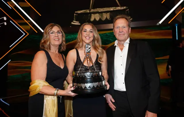 Mary Earps with her parents