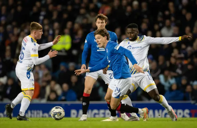 St Johnstone and Rangers players