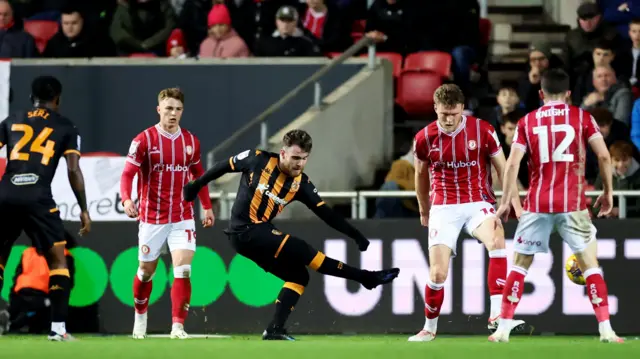 Aaron Connolly scores for Hull at Bristol City