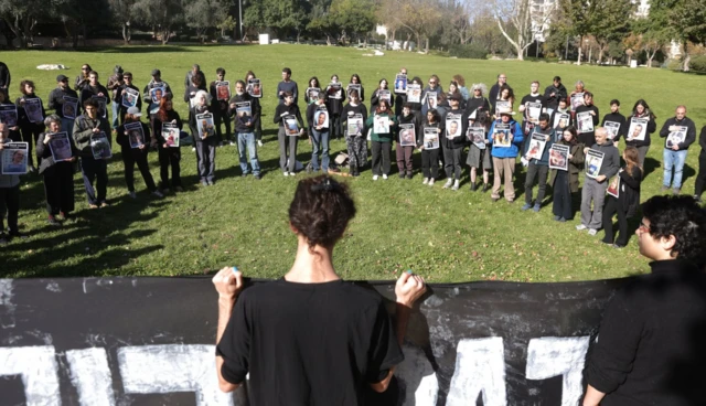 Israelis hold vigil for Palestinian victims outside the US consulate in Jerusalem