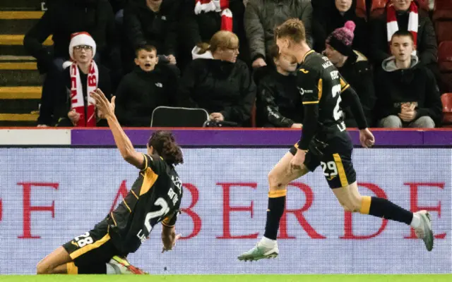 Kurtis Guthrie celebrates scoring against Aberdeen