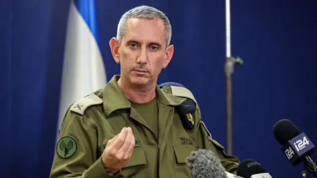 israel-says-troops-in-heart-of-khan-younis-after-bombarding-south