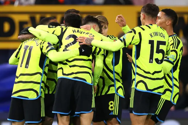 Arsenal team celebrating