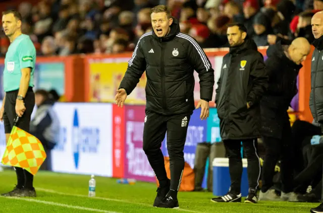 Aberdeen manager Barry Robson