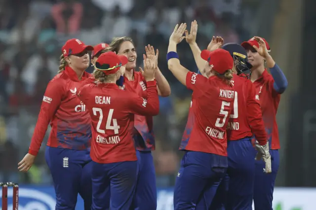 Nat Sciver-Brunt celebrates the wicket of Harmanpreet Kaur