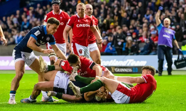 George Turner scores the game's first try