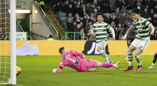 FT: Celtic 5-1 St Mirren