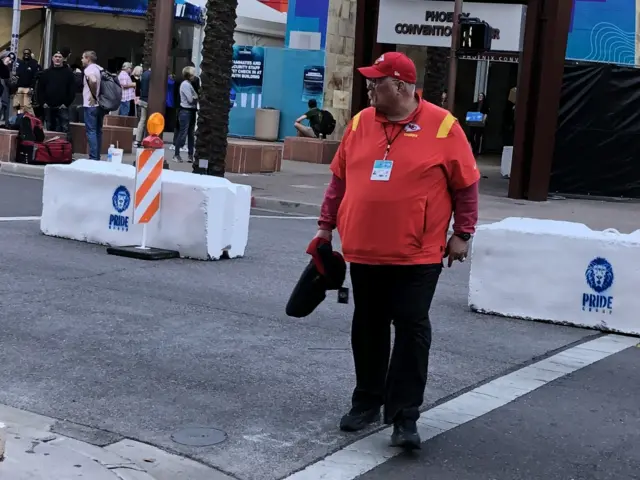 Andy Reid lookalike in Phoenix