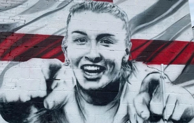 Leah Williamson mural in Milton Keynes