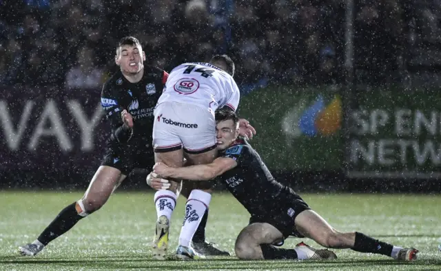 Dobie and Jordan tackle Ben Moxham