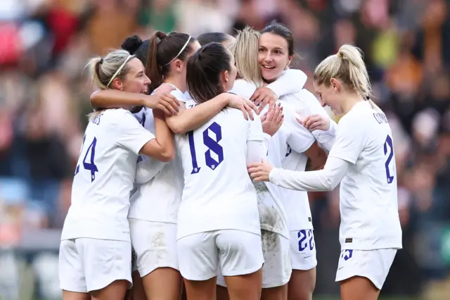 England celebrate victory against Italy