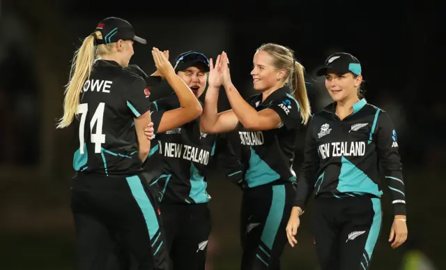 ess Kerr of New Zealand celebrates the wicket of Nilakshi de Silva of Sri Lanka during the ICC Women's T20 World Cup group A match between New Zealand and Sri Lanka at Boland Park