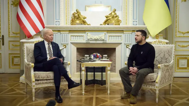 Biden and Zelensky in Kyiv