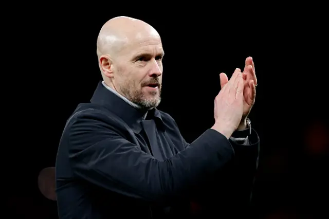 Erik Ten Hag applauds the fans.