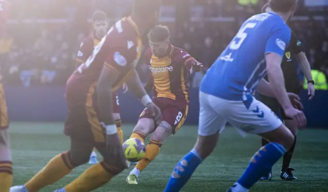 Callum Slattery scores Motherwell's equaliser