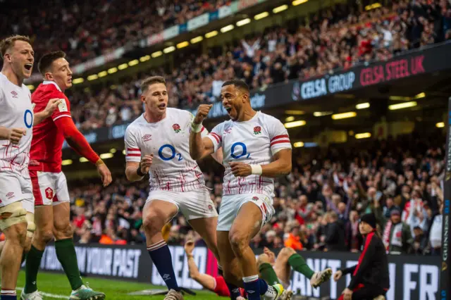 Anthony Watson celebrates try