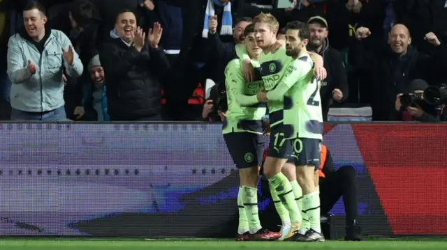 Kevin De Bruyne celebrates